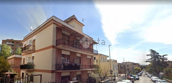 appartamento in vendita a Roma in zona Ponte Mammolo