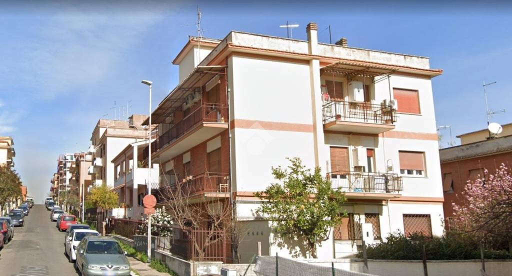 appartamento in vendita a Roma in zona Ponte Mammolo