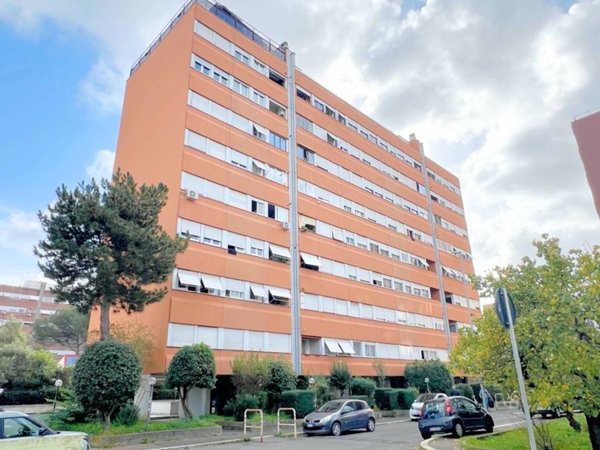 appartamento in vendita a Roma in zona EUR
