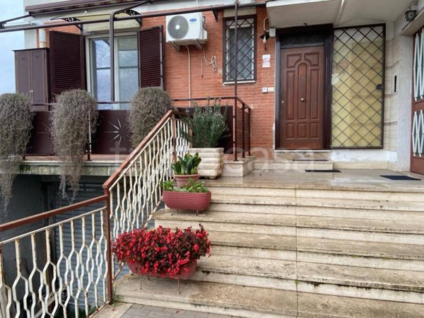 appartamento in vendita a Roma in zona Borghesiana