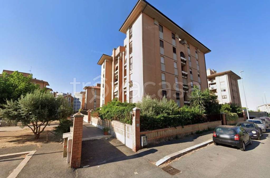 appartamento in vendita a Roma in zona Magliana Vecchia