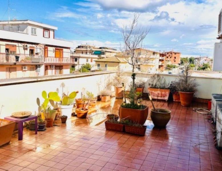 appartamento in vendita a Roma in zona Dragona/Bagnoletto