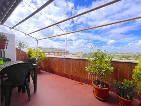 appartamento in vendita a Roma in zona Appio Latino