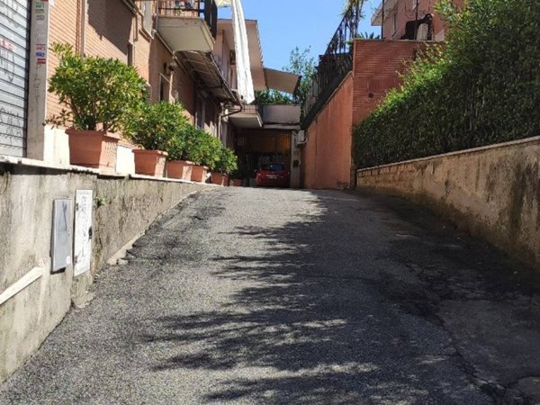 negozio in vendita a Roma in zona Aurelio