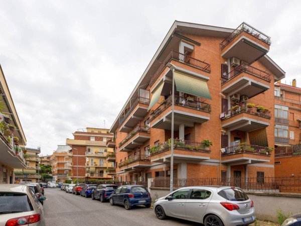 appartamento in vendita a Roma in zona Ottavia