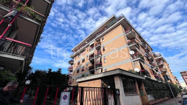 appartamento in vendita a Roma in zona Ostia