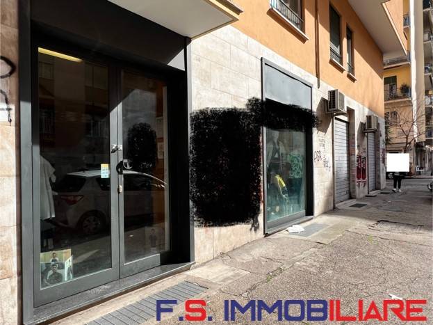 negozio in vendita a Roma in zona Prenestino-Labicano