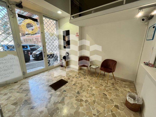 locale commerciale in vendita a Roma in zona Trionfale