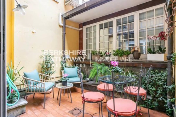 appartamento in vendita a Roma in zona Trastevere