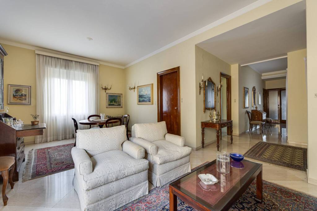 appartamento in vendita a Roma in zona Tor di Quinto