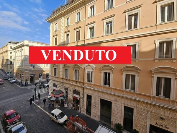 appartamento in vendita a Roma in zona Rione Monti/Campitelli