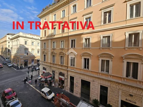 appartamento in vendita a Roma in zona Rione Monti/Campitelli