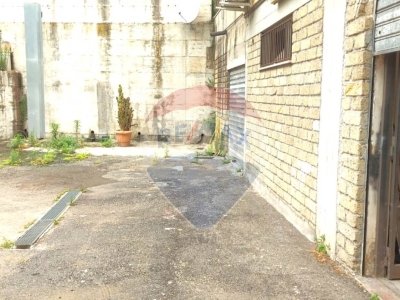 negozio in vendita a Roma in zona Ottavia