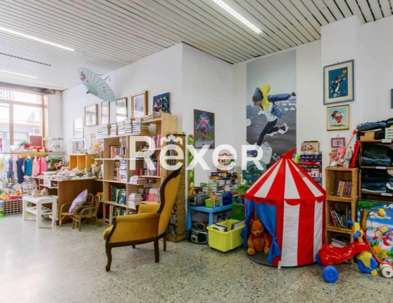 negozio in vendita a Roma in zona Prenestino-Labicano