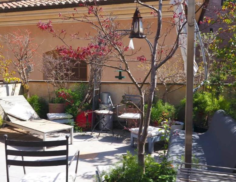 appartamento in vendita a Roma in zona Rione Regola
