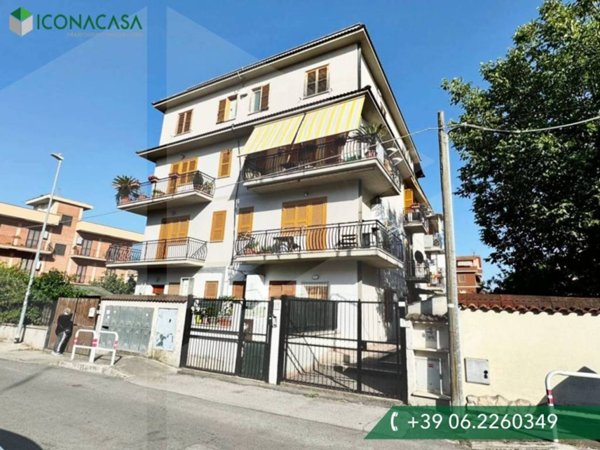 appartamento in vendita a Roma in zona Ponte Mammolo