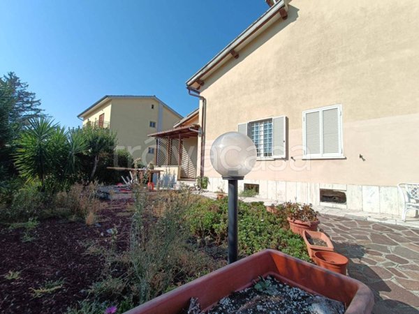 casa indipendente in vendita a Roma in zona Olgiata