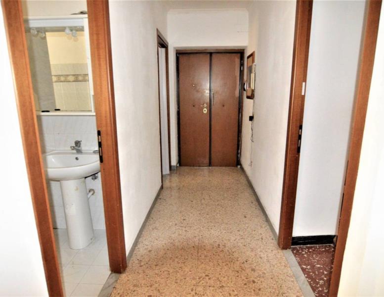 appartamento in vendita a Roma in zona Tuscolano