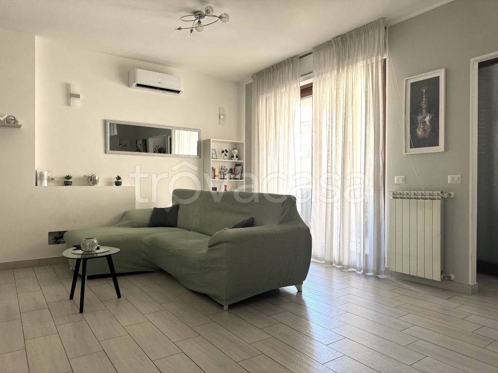 appartamento in vendita a Roma in zona Torrino