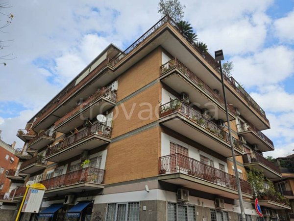appartamento in vendita a Roma in zona Portuense