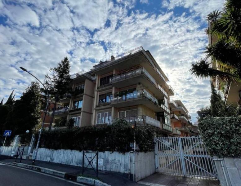 appartamento in vendita a Roma in zona Portuense