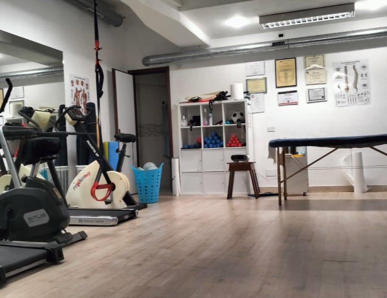 locale commerciale in vendita a Roma in zona Collatino