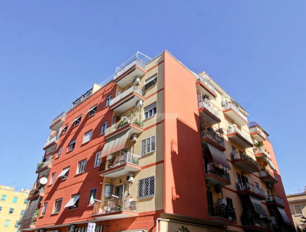 appartamento in vendita a Roma in zona Prenestino-Centocelle