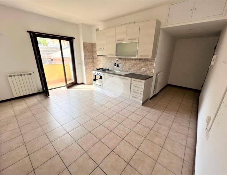 appartamento in vendita a Roma in zona Vitinia