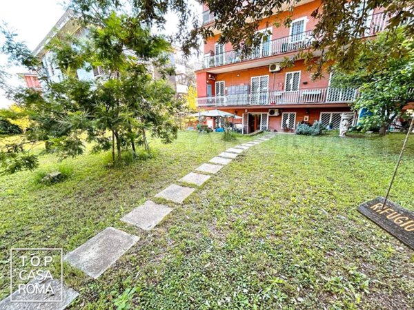 appartamento in vendita a Roma in zona Torrino