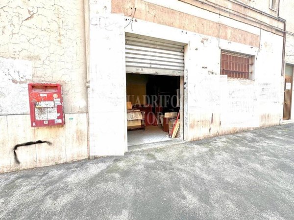 locale commerciale in vendita a Roma in zona Tiburtino