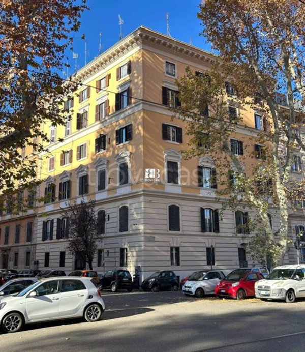 negozio in vendita a Roma in zona Rione Prati