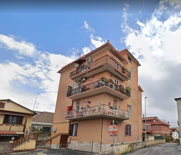 appartamento in vendita a Roma in zona Massimina/Casal Lumbroso