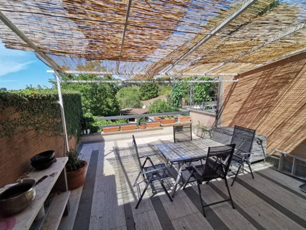 casa indipendente in vendita a Roma in zona Grottarossa
