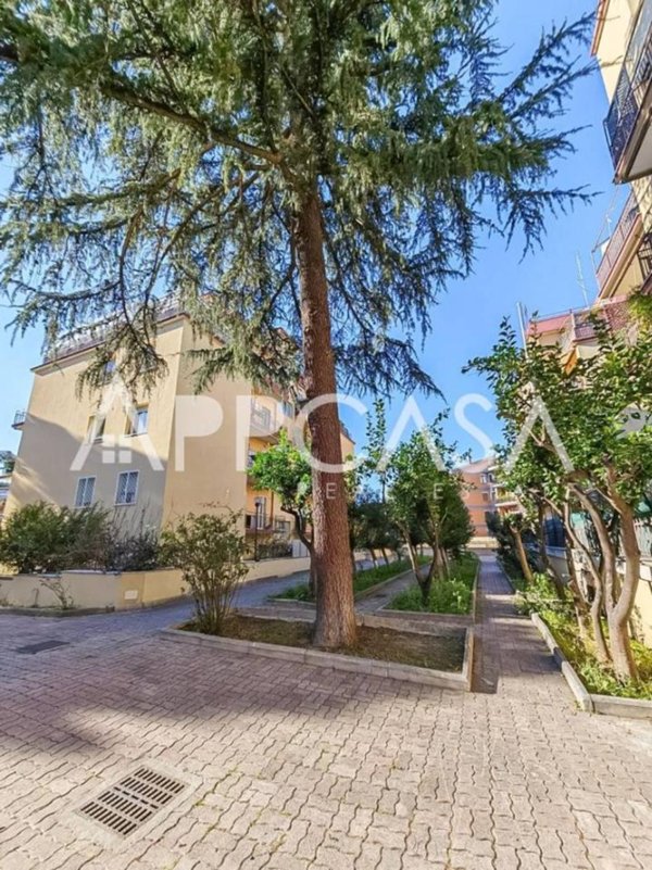 appartamento in vendita a Roma in zona Portuense