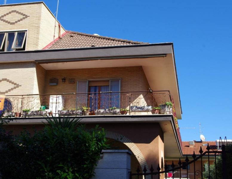 appartamento in vendita a Roma in zona Casal Morena