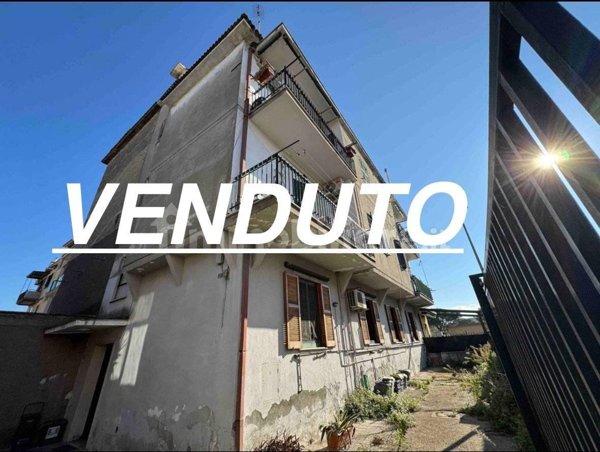 appartamento in vendita a Roma in zona Tor Vergata/Torrenova