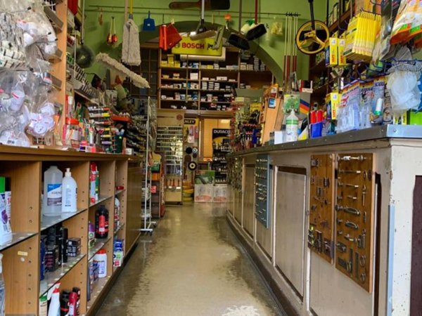 negozio in vendita a Roma in zona Ludovisi/Sallustiano