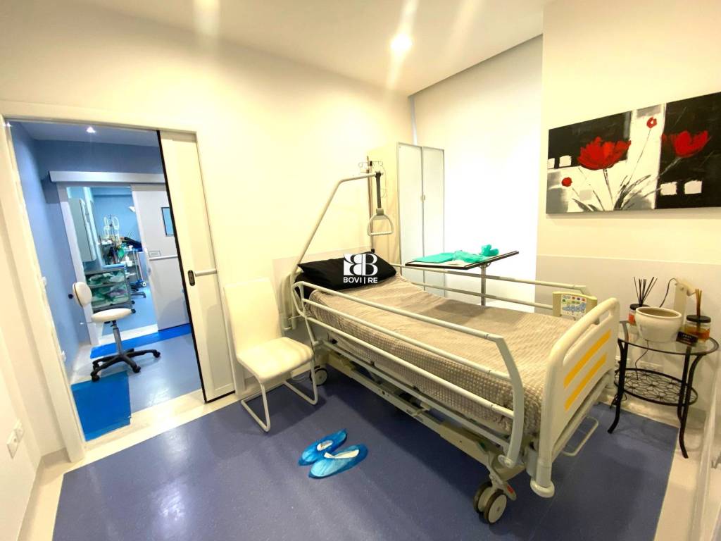 negozio in vendita a Roma in zona Tor di Quinto