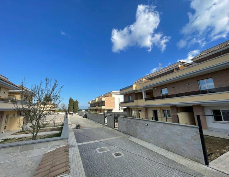 casa indipendente in vendita a Roma in zona La Giustiniana