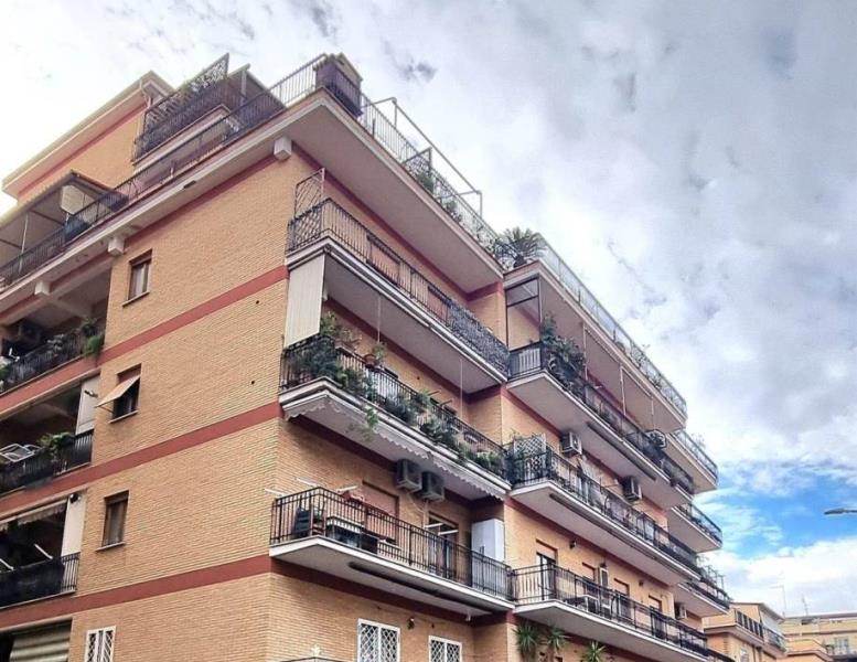 appartamento in vendita a Roma in zona Fidene