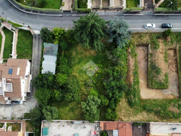 terreno agricolo in vendita a Roma in zona Sette Bagni
