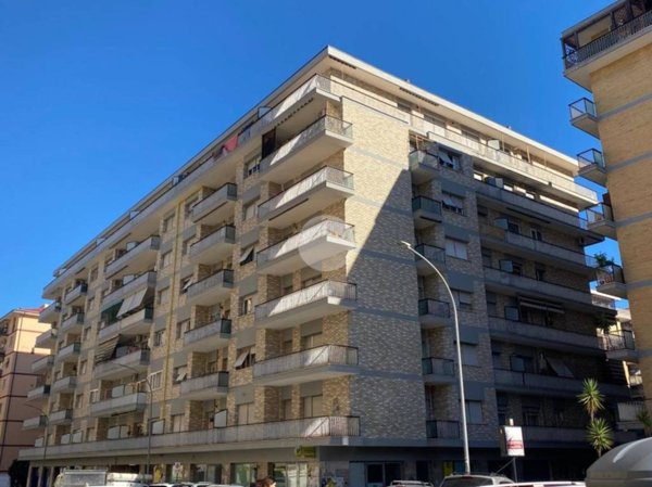 appartamento in vendita a Roma in zona Cinecittà