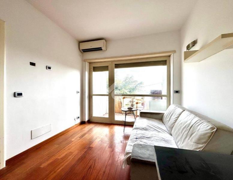appartamento in vendita a Roma in zona Tor di Quinto