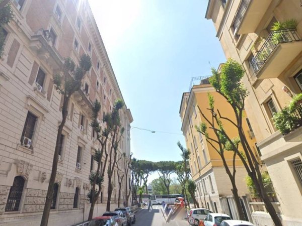appartamento in vendita a Roma in zona Campo Marzio