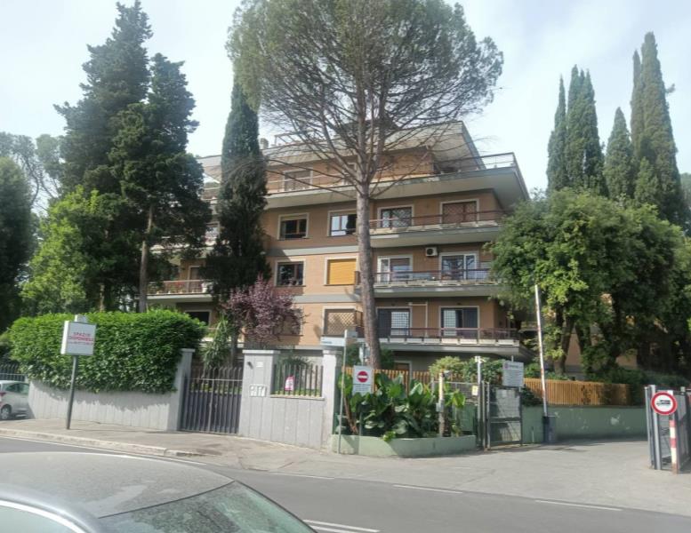 appartamento in vendita a Roma in zona Tor di Quinto