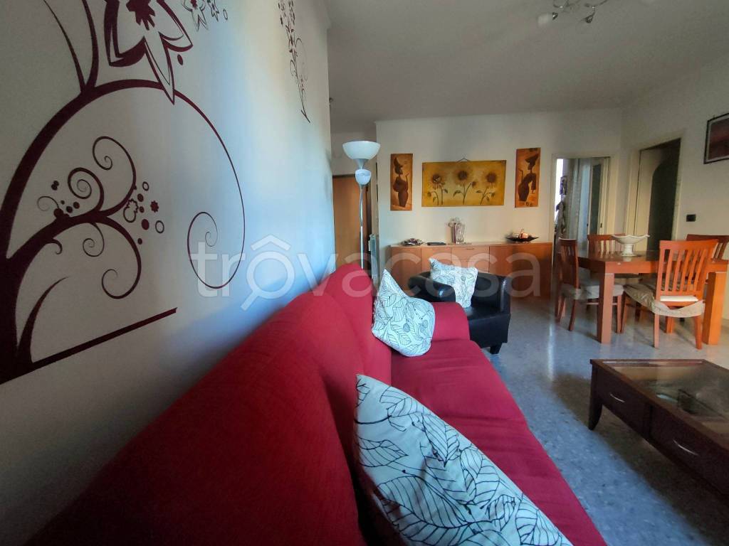 appartamento in vendita a Roma in zona Appio Claudio