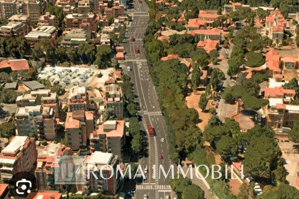 appartamento in vendita a Roma in zona Corviale