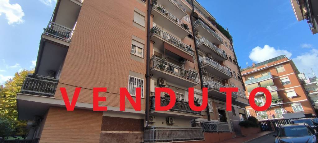 appartamento in vendita a Roma in zona Monte Sacro/Talenti