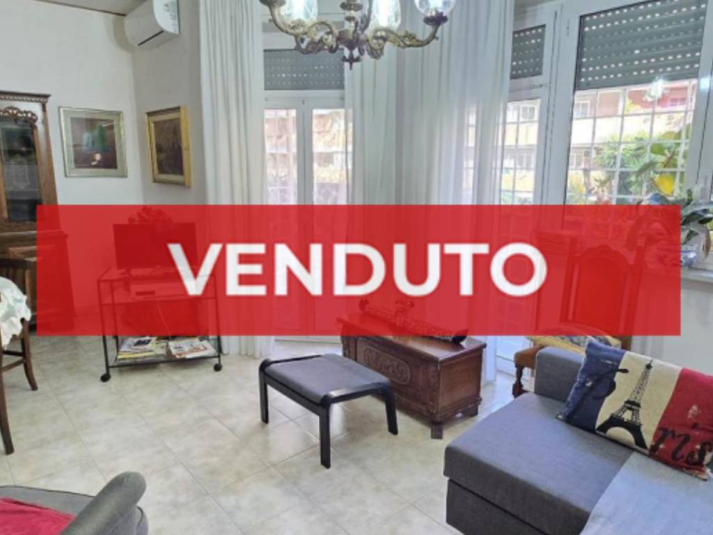 appartamento in vendita a Roma in zona Torrino