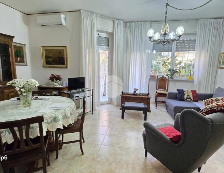 appartamento in vendita a Roma in zona Torrino